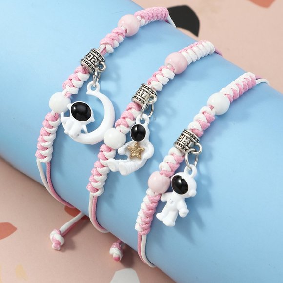 bracelets - Picture 1 of 1